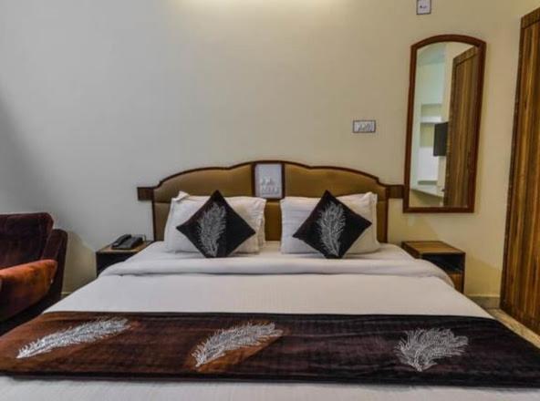 Hotel Vinayakam Удайпур Экстерьер фото