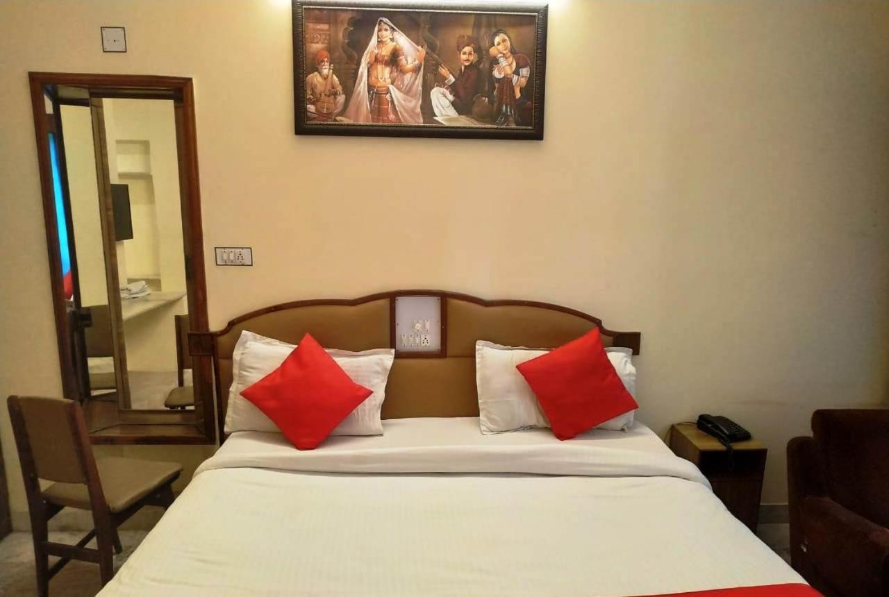Hotel Vinayakam Удайпур Экстерьер фото