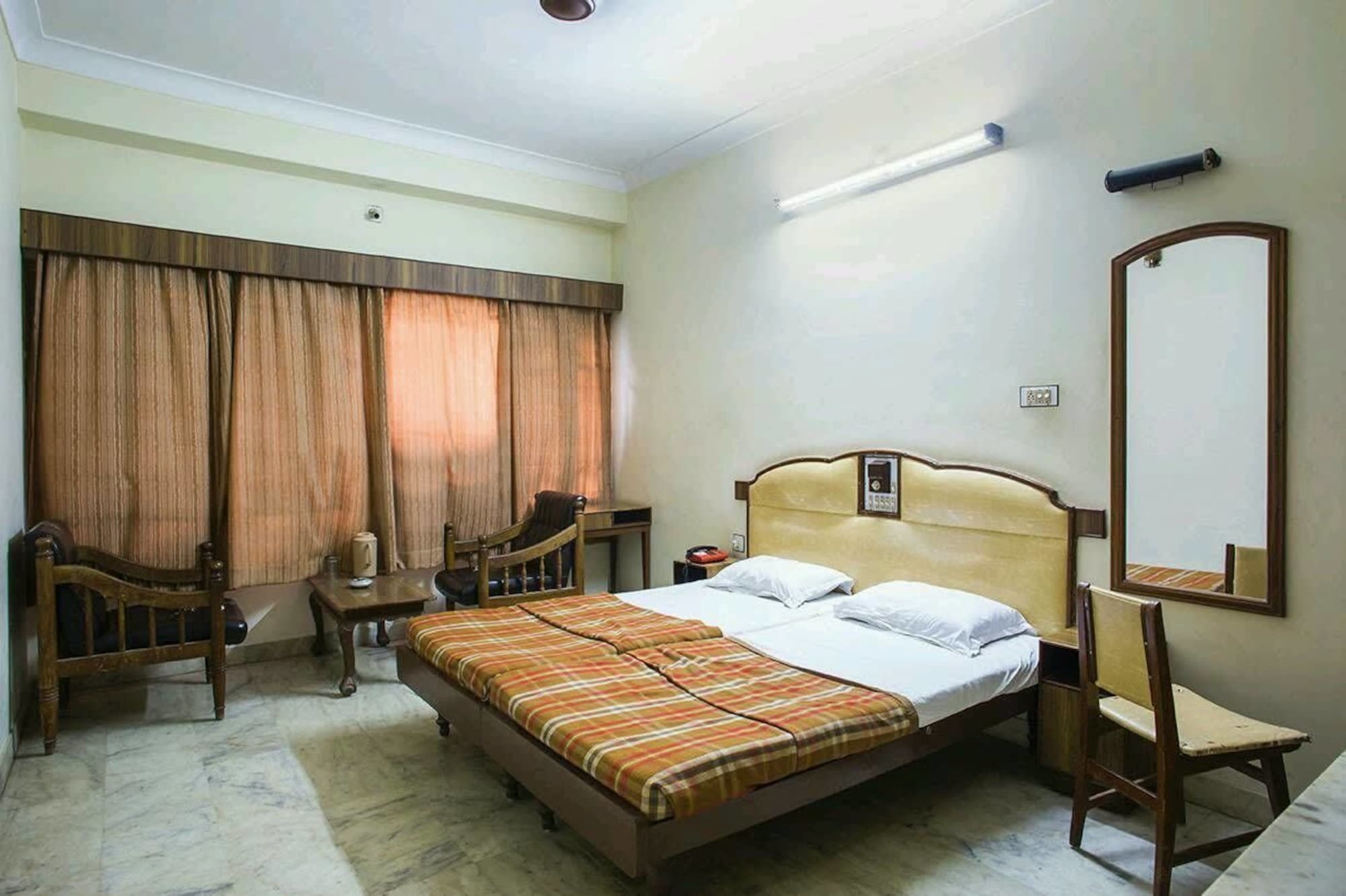 Hotel Vinayakam Удайпур Экстерьер фото